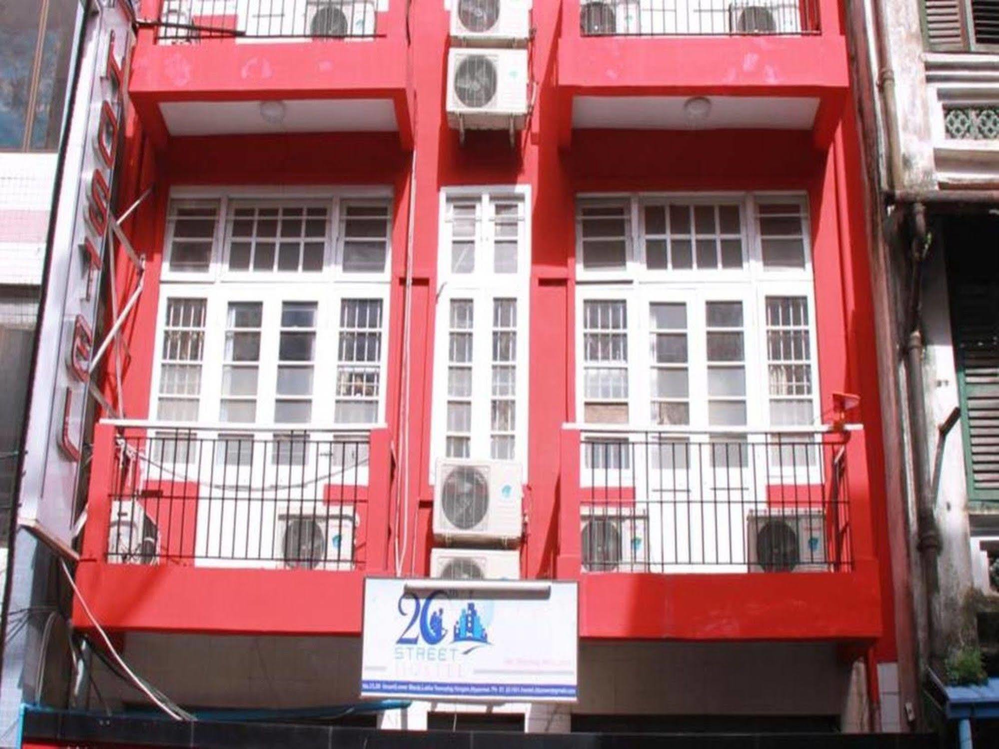 20Th Street Hostel Янгон Екстериор снимка
